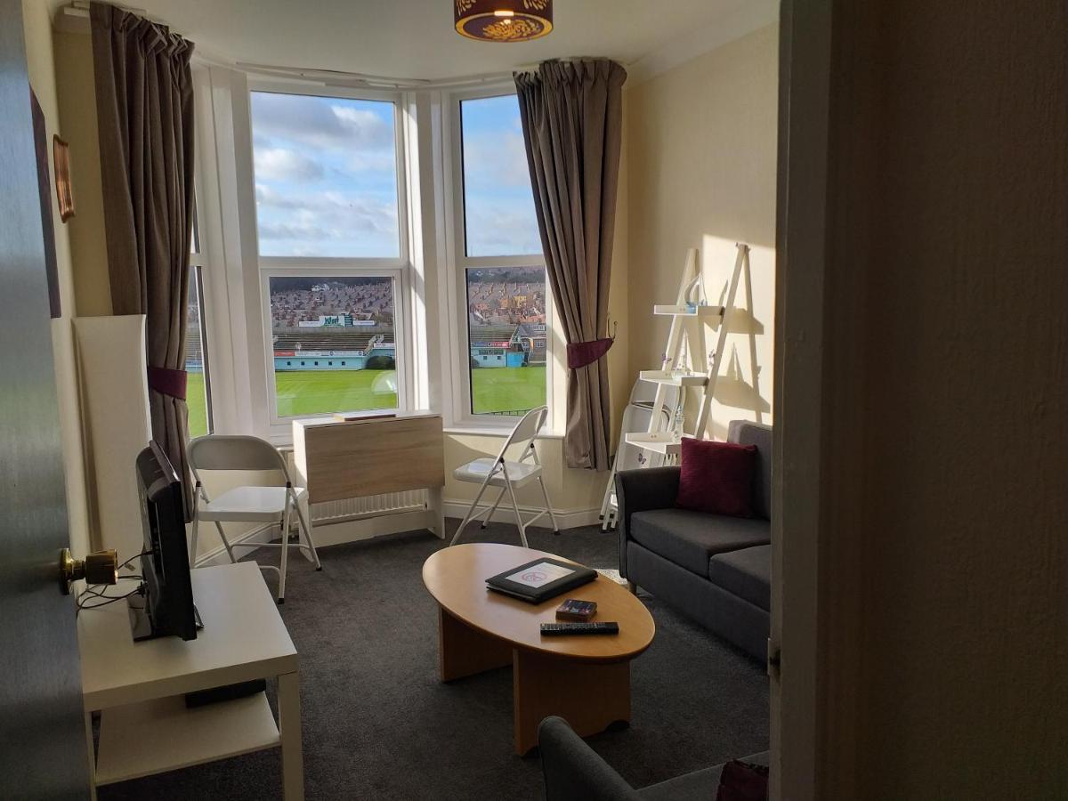 スカーバラCricket Stadium Viewアパートメント エクステリア 写真
